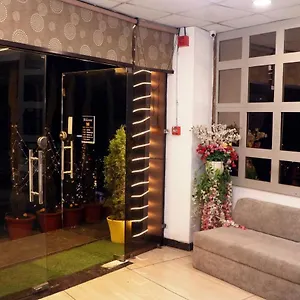 midtown-grand.shimlahotels.net/